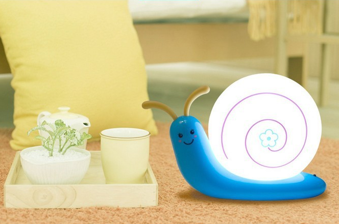 Snail Night Light - Bedside Lamp