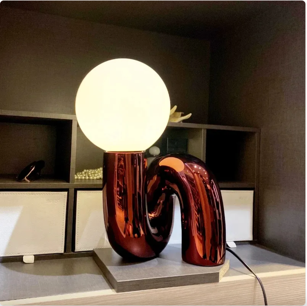 Modern Resin Table Lamp