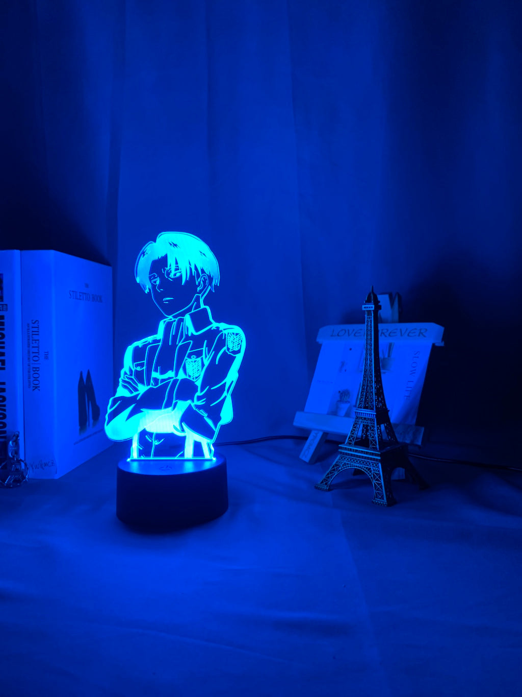 Customized LED Touch Lamp - Attack on Titan Design