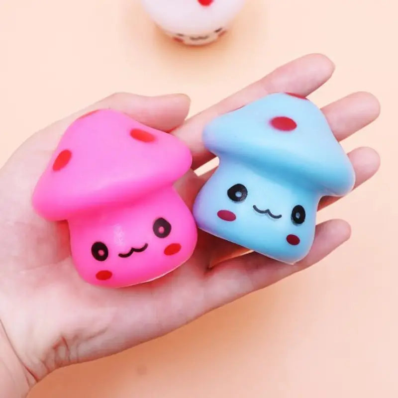 Mini LED Mushroom Night Light - Color Changing
