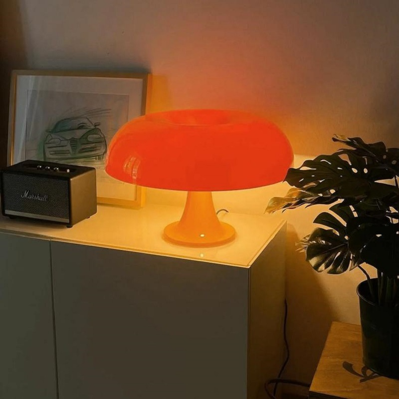Small Mushroom Table Lamp